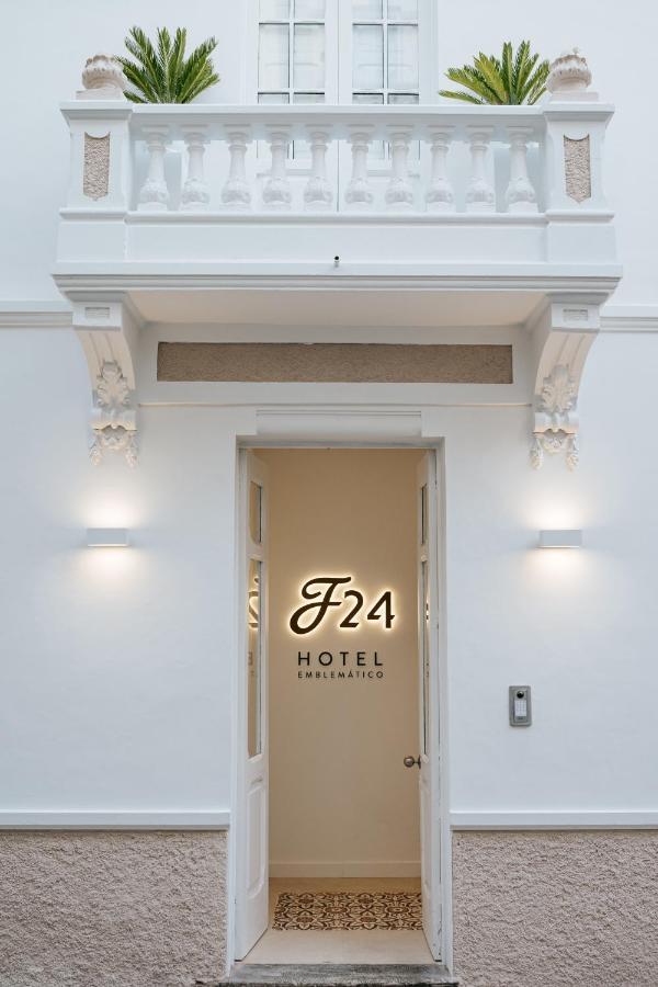 Emblematico F24 Only Adults B B Hotel Santa Cruz de Tenerife Spain